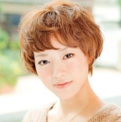 -时尚殿堂明星门店