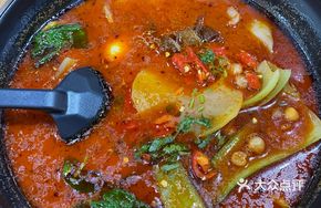 Mildly Spicy and Numbing Soup Base