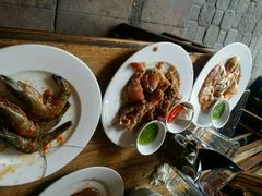 android_upload_pic-Hue Ngon Restaurant