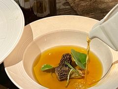 羊肚菌牛肉清汤-巴别塔法餐舍(朝阳店)
