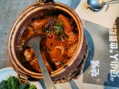 -饱嗝·小炒云南菜·见手青乌鸡汤锅(来凤街国创园店)