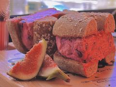 -Catch Bagel(芳草地店)