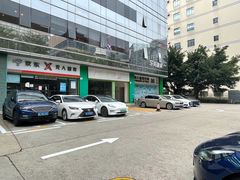 -乐刻运动健身(中电照明大厦店)
