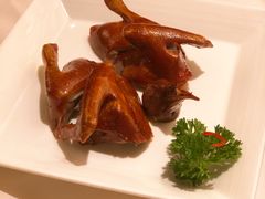 玻璃乳鸽-利苑酒家(宜安广场店)