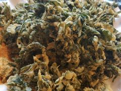 炸花椒芽-荣德灶台鱼(圣泉寺店)