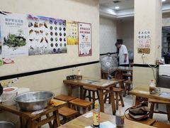 大堂-东北熏肉大饼(大学南路店)