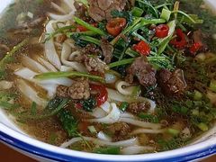 -裕新楼粉面馆·石磨手工粉(四方坪店)
