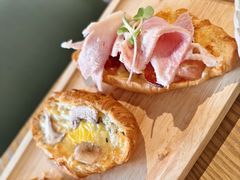 可颂披萨派对-Pekaa啤咖食肆Coffee&Bistro