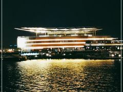 -上海滴水湖皇冠假日酒店