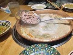 -洱火云南酸菜牛肉火锅(石景山当代商城店)