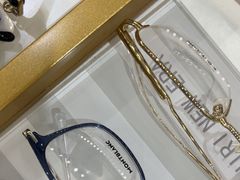 -美式眼镜·授权蔡司.依视路.尼康.豪雅.明月(人民广场店)