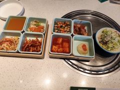-韩香福烤肉庄园(华夏路店)