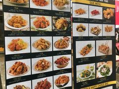 -BHC炸鸡(明洞总店)