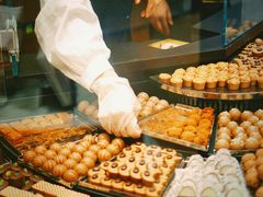 -Laderach 莱德拉(上海环贸iapm店)