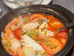 番茄酸汤海鲜煲-小炳胜(卓悦中心店)