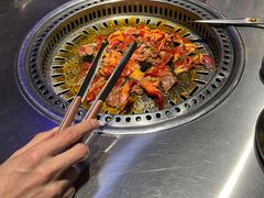 -马路牙子烧烤音乐酒馆(望京店)