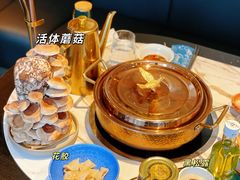 -斯普汇生蚝牛排馆(中骏世界城店)