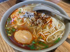 猪肘汤面-亮亮面馆(经六路店)