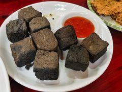 -芦茨金富饭庄·25年老字号·专做稻草鸡