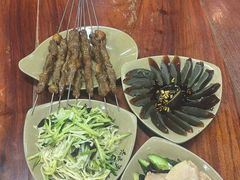 -亮亮面馆(经六路店)