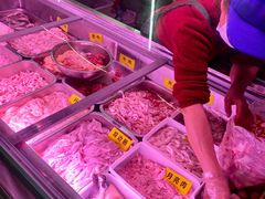 -周良天山牛杂城(天山路总店)