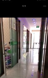 -苗医生专业祛痘·皮肤管理
