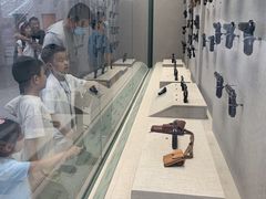-军事博物馆(地铁站)