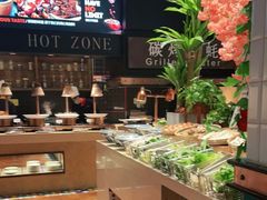 自助取餐区-亚马逊环球美食百汇(新城吾悦广场店)