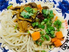 -陕味食族油泼面(工商大学店)
