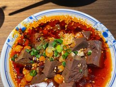 -肖四女乐山跷脚牛肉(南汇大学城生活广场店)