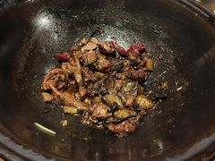 -万里闯关东铁锅炖菜馆(高新旗舰店)