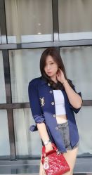 -一東造型烫发染发