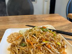 -Suphan Thai Takeaway