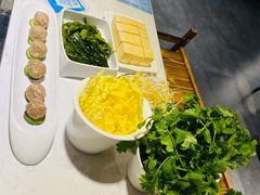 -渝蛙先生领鲜美蛙老火锅