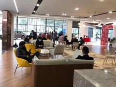 -宁波宝信宝马4S店(江北日湖店)