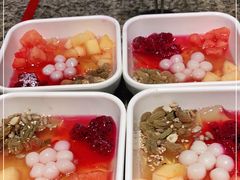 -野山舂·贵州现舂酸汤火锅(鸿通城店)