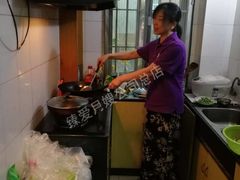 -臻爱住家月嫂育儿嫂(万达店)