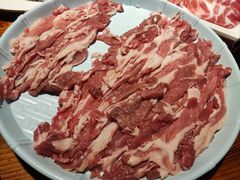 手切鲜羊后腿肉-義聚德·清真铜锅涮羊肉·烧烤(河东店)