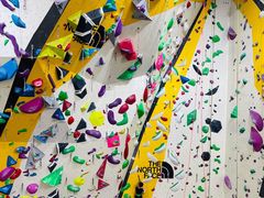 -问山MountQuest攀岩馆