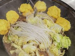 -粘豆包柴火铁锅炖