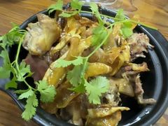-亚忠小吃店(曾厝垵店)