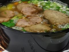 -荀记肉夹馍(三八家乐福店)