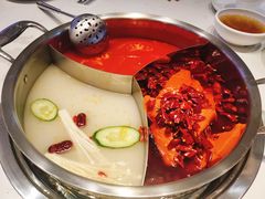 -周师兄大刀腰片火锅(磁器口直营店)