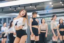 -泫舞舞蹈工作室