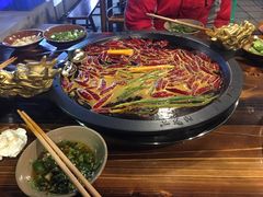 -黄潇洒老火锅(九眼桥宏济巷店)
