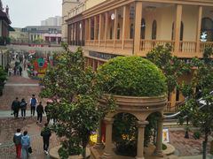 -王府井奥莱临潼小镇(临潼店)