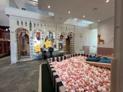 -奈尔宝·儿童乐园·亲子餐厅(华采天地店)