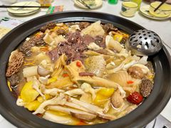 -菌之家·专业纯野生菌火锅·特色炒菌
