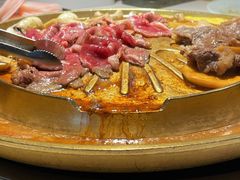 -猪啊牛呀羊啊铜盘烤肉(正大广场店)