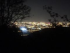 -鬼笑石后山停车场